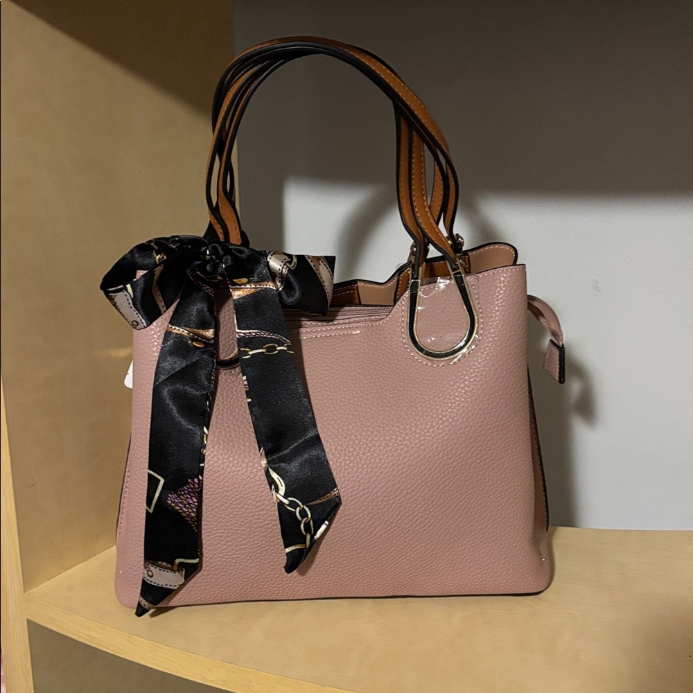 Blush/mauve handbag